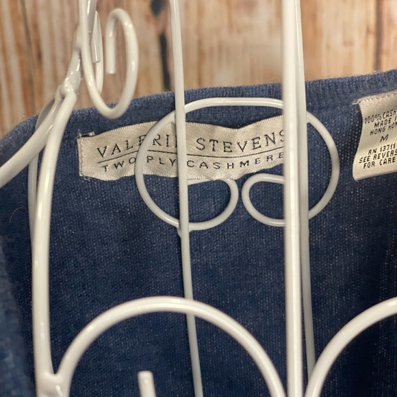Valerie Stevens two ply Cashmere Sweater - Picture 4 of 8
